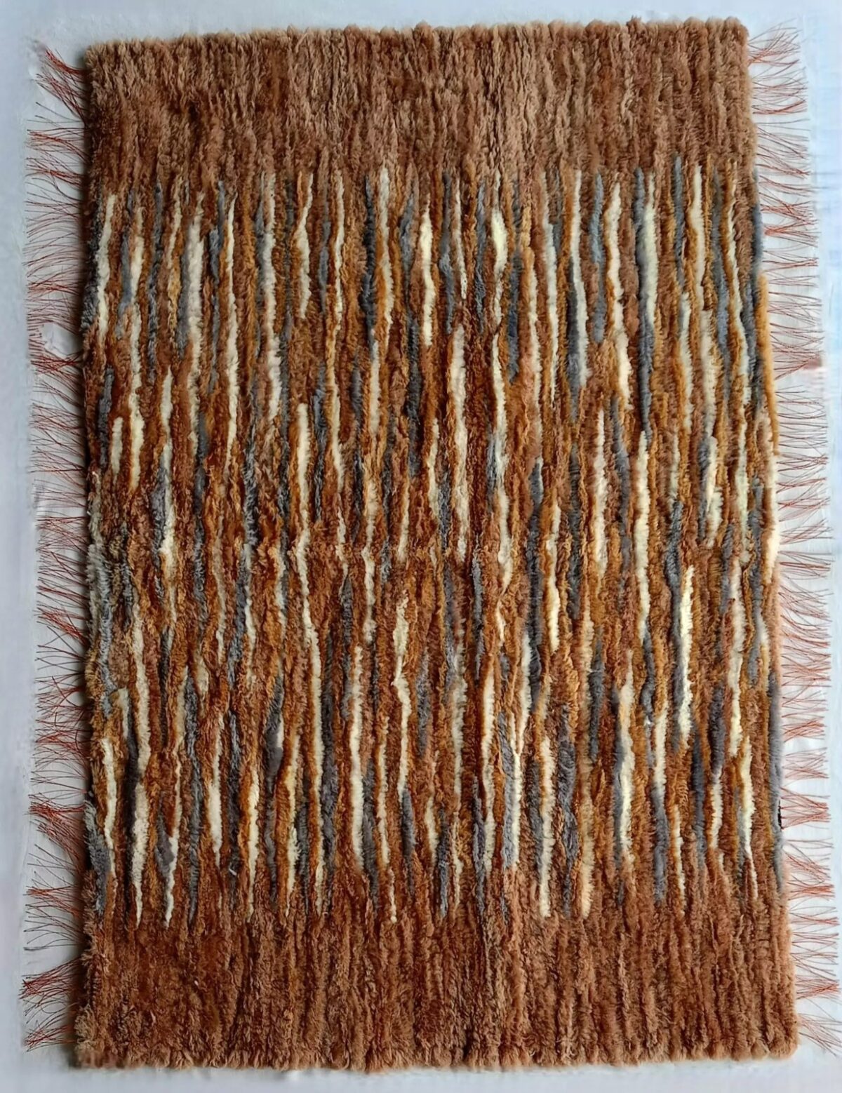 duży naturalny dywan