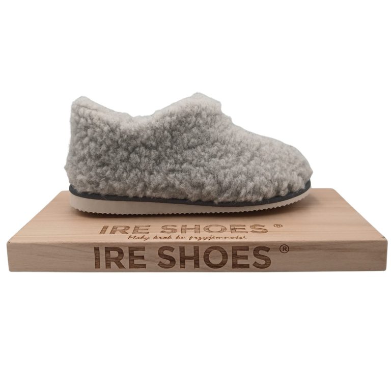 kapcie damskie wełniane szare
