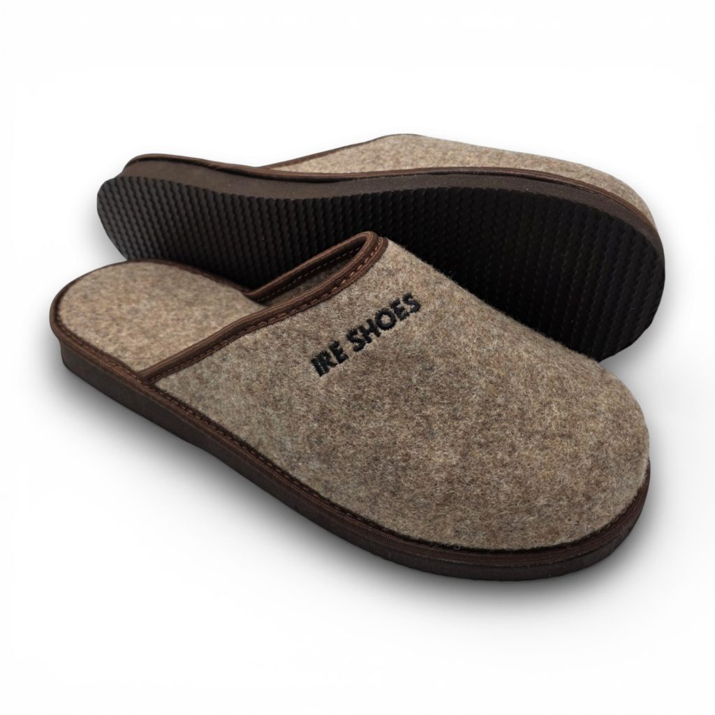 Kapcie męskie filcowe ireshoes