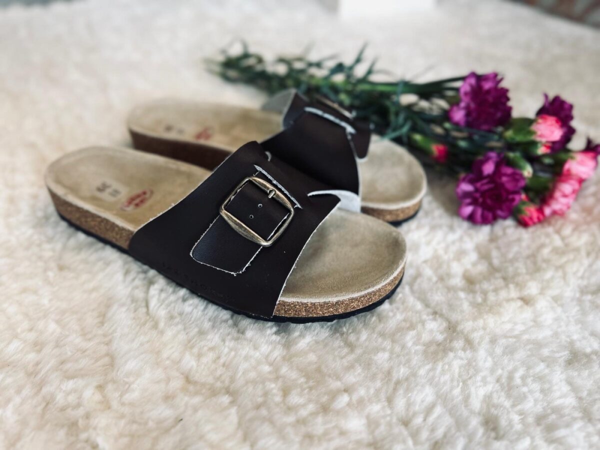 Klapki damskie skórzane na lato Ireshoes do domu i ogrodu wakacje spacer - obrazek 5