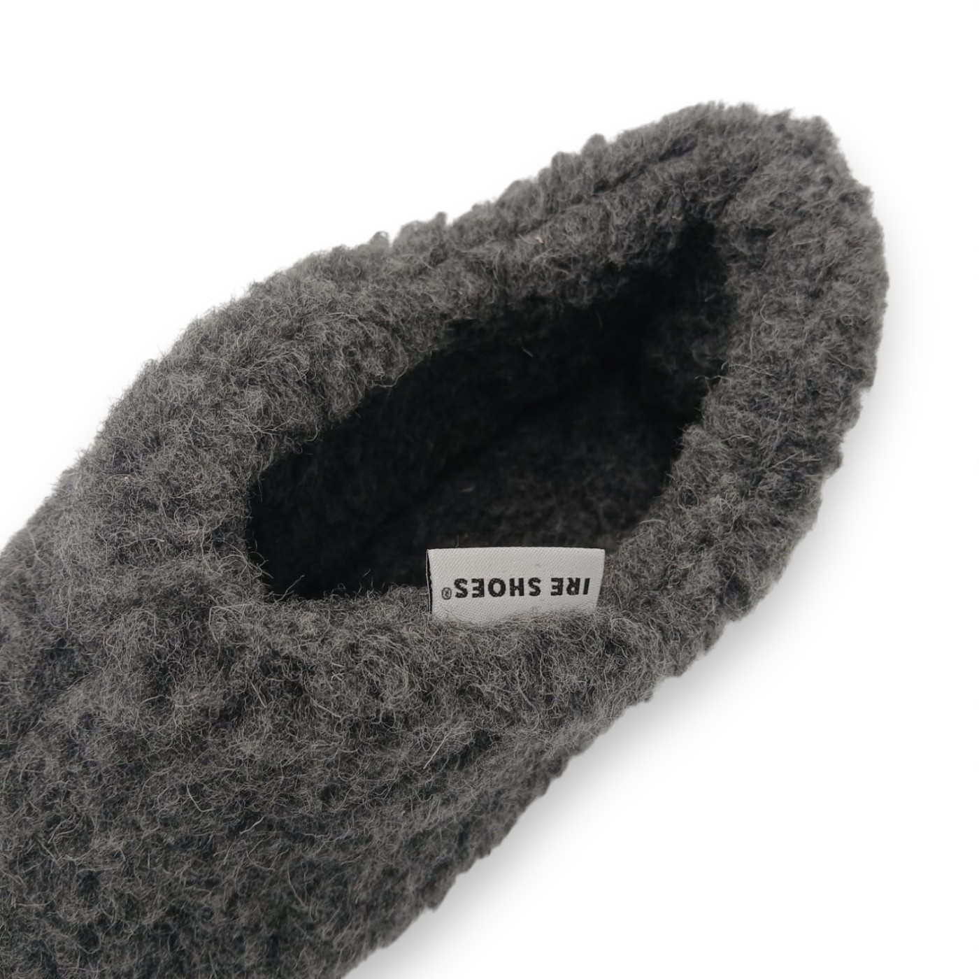 Kapcie męskie wełniane z runa owczego IRE SHOES grafit ciepłe miękkie - obrazek 5